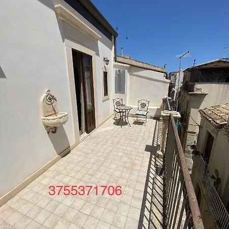 Decadracma 4* Συρακούσες